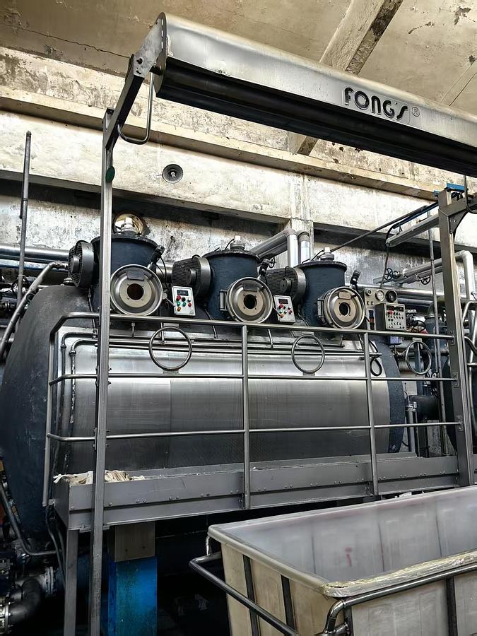 Used Fong's Towel Dyeing Machine for fabric