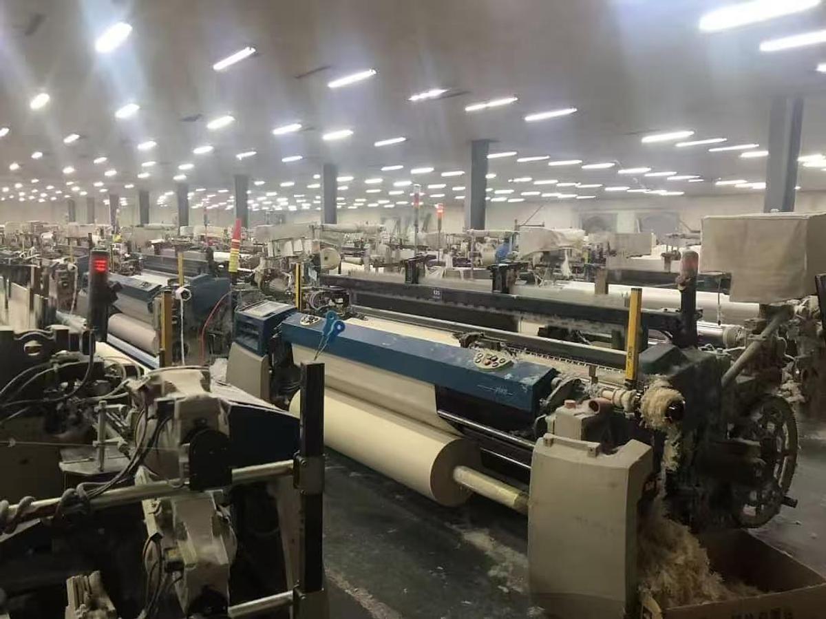 Used Picanol omni plus-X airjet weaving loom for fabric