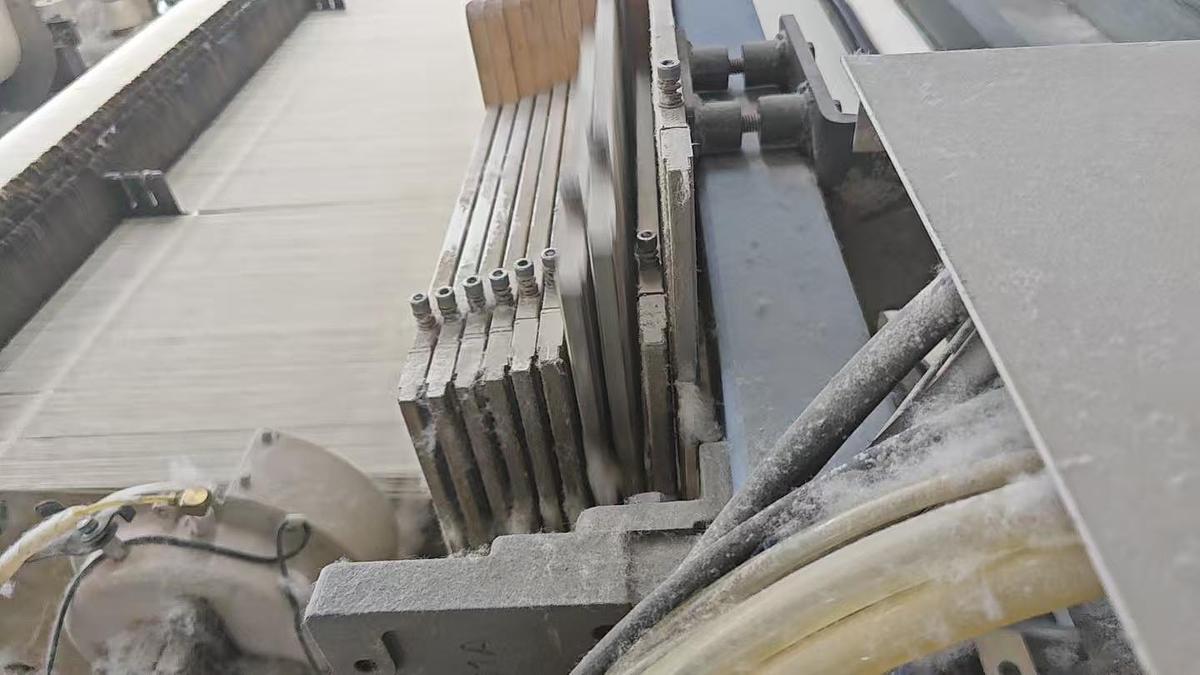 Used 12 sets Rifa air jet looms spinning