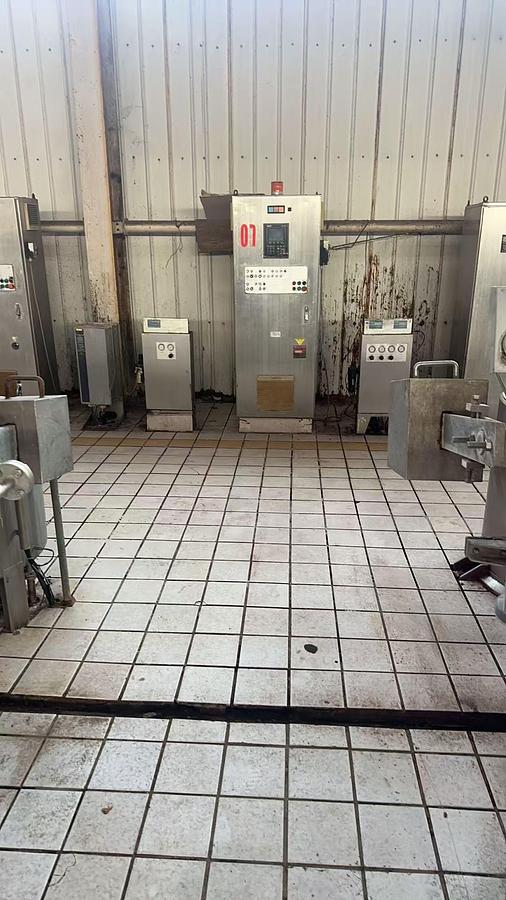 Used Fong's yarn dyeing machine for fabric