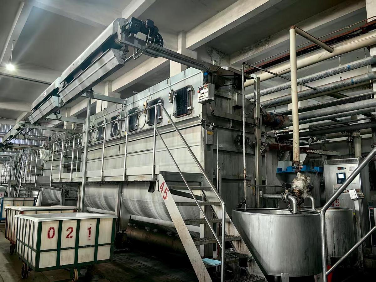 Used Fong's Atmospheric/  Softflow /low temperature Dyeing machine for fabric