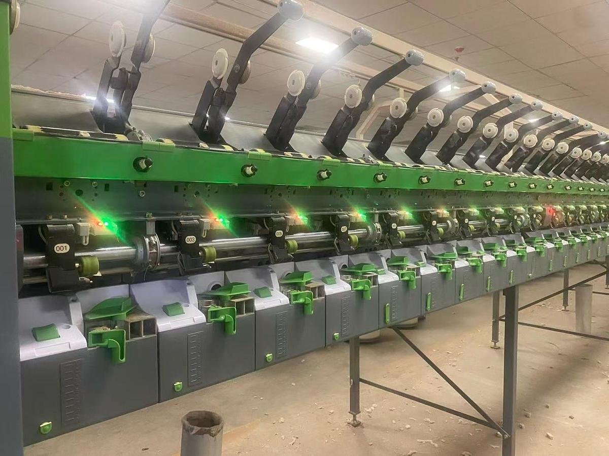 Used Titan open end machine for yarn