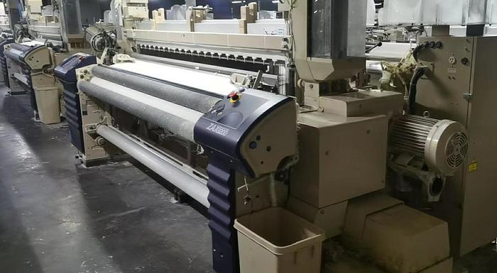 Used 32 sets Tsudakama 9200 air jet loom for fabric