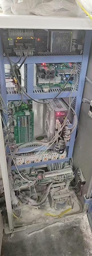 Used red flag air jet loom for fabric