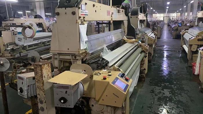 Used 2009 Tsudakama 408 water jet loom