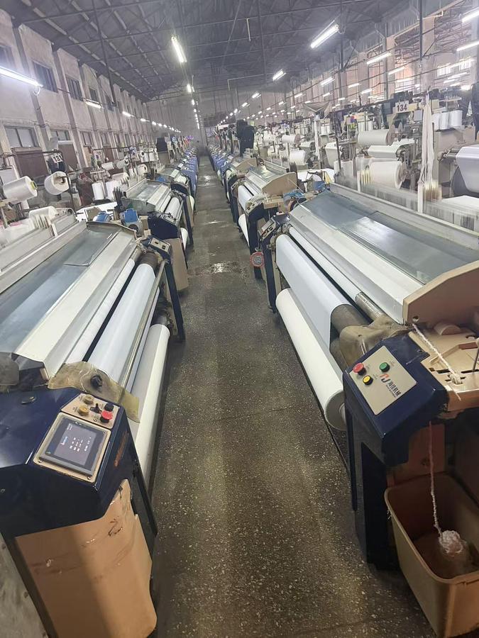 Used 46 Sets Chinese water jet loom for fabric