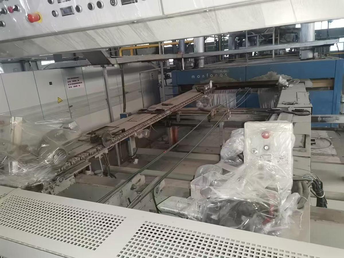 Used 2012 Monfongs stenter for fabric
