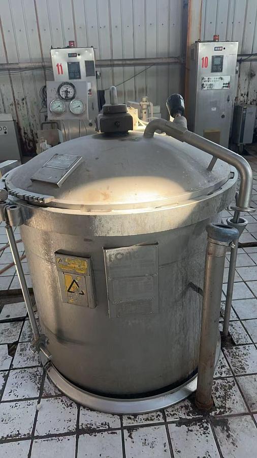 Used Fongs yarn Dyeing machine for yarn