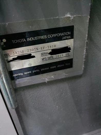 Used Toyota T810 air jet loom for fabric