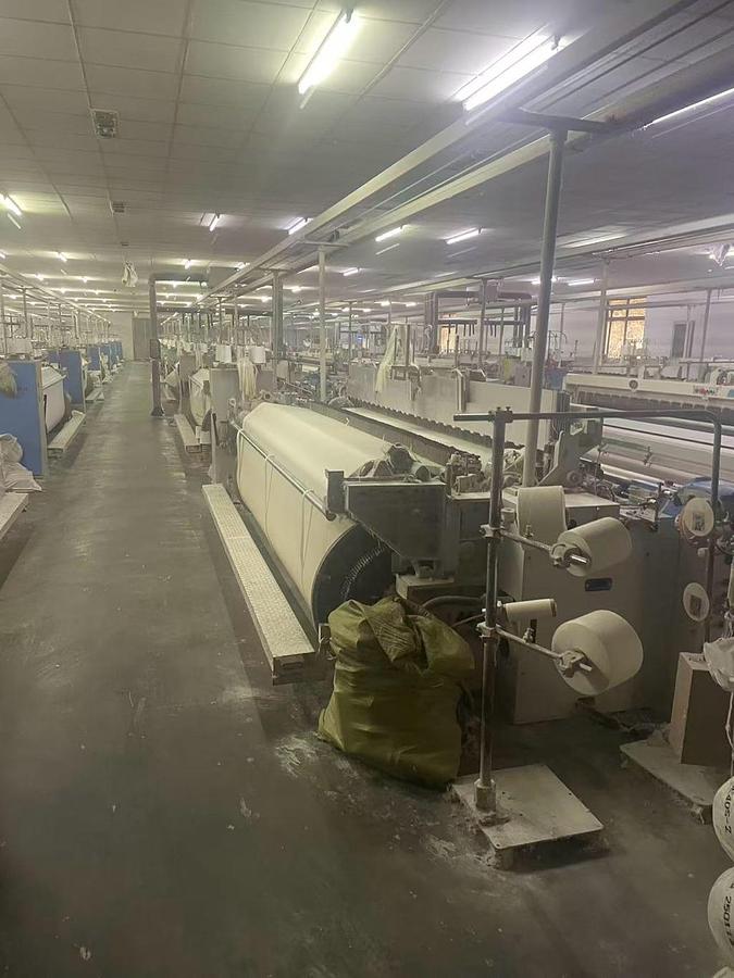 Used Red flag air jet loom for fabric