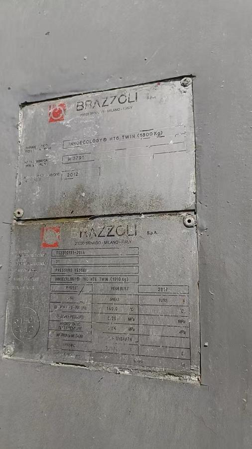 Used Brazzoli dyeing machine for fabric