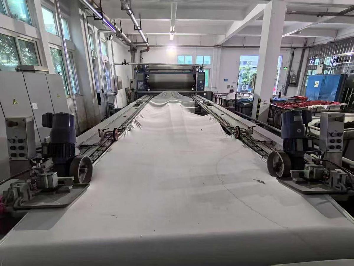 Used Fongs compactor for fabric