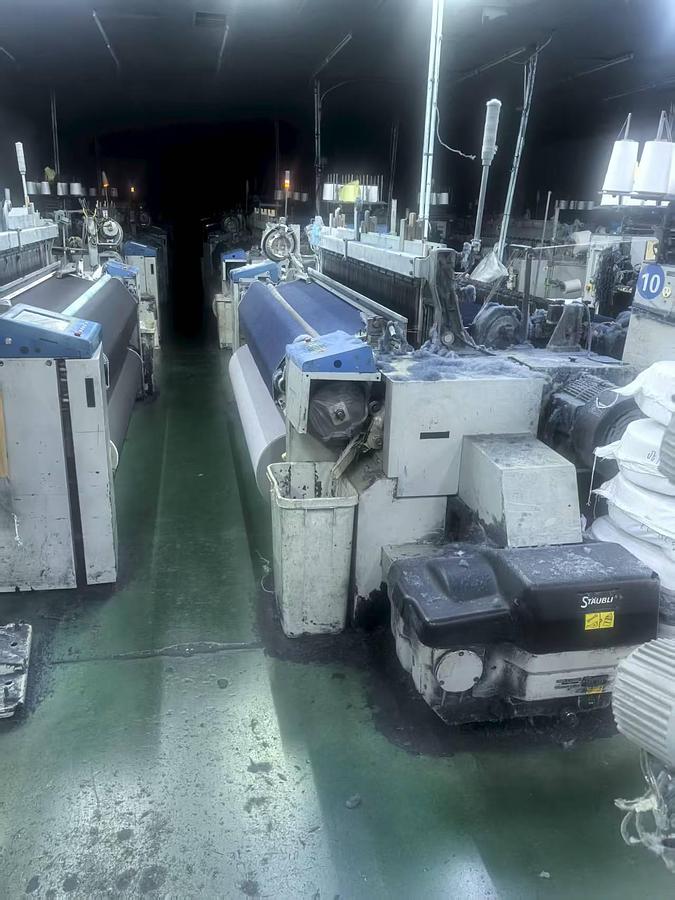Used Toyota T710 air jet loom for fabric
