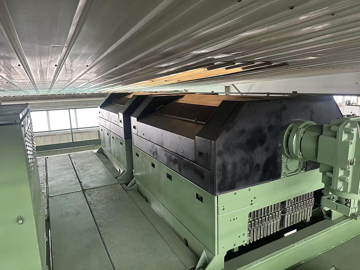 Used 2001  3 sets Carpet weaving machine