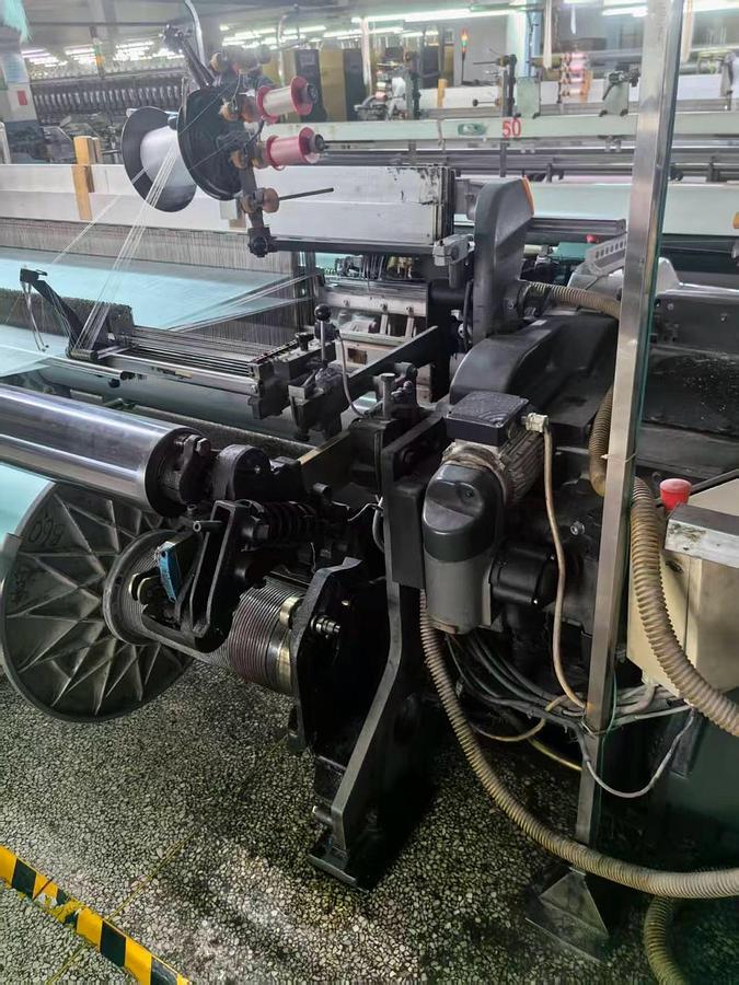 Used Vamatex Leonardo rapier loom for fabric