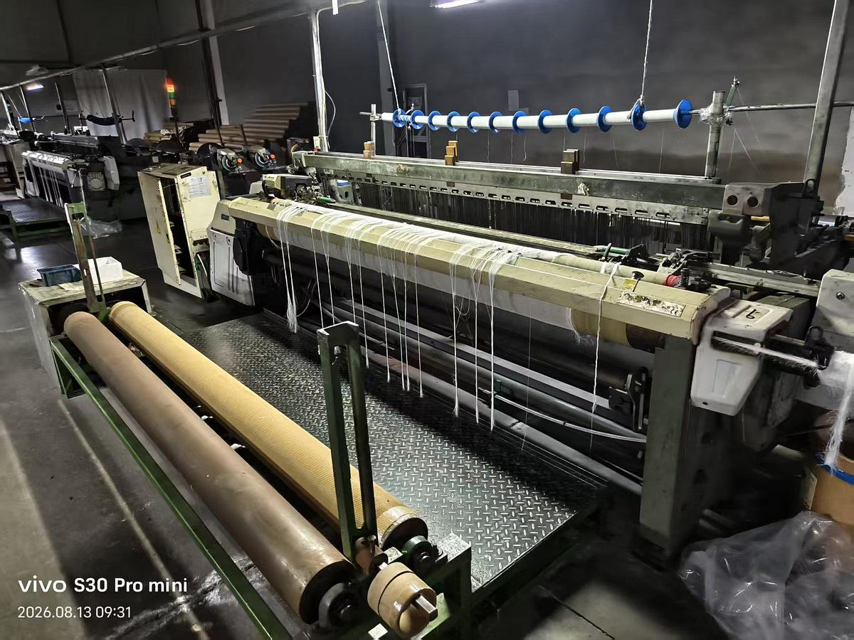 Used 1997  10 sets Vamatex P401 rapier loom for fabric