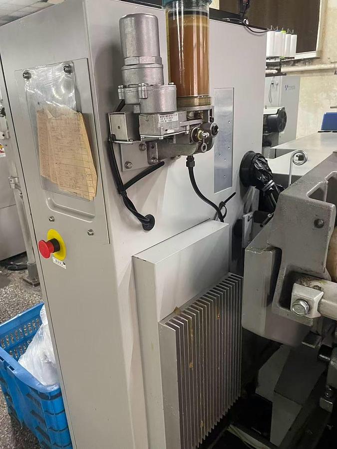 Used Toyota T810 air jet loom for fabric