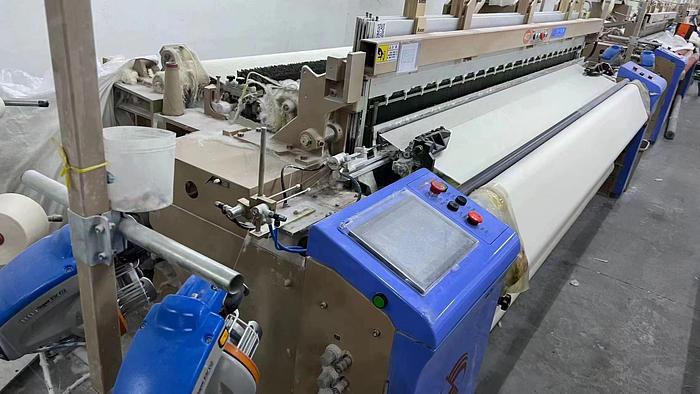 Used 60 sets Red flag Air jet loom for fabric