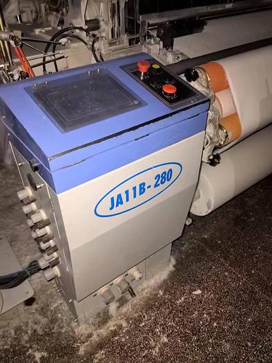 Used Red flag Air jet loom for fabric