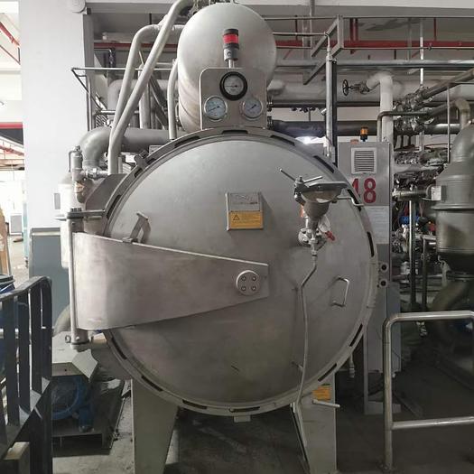 Used Fong's dyeing machine for fabric