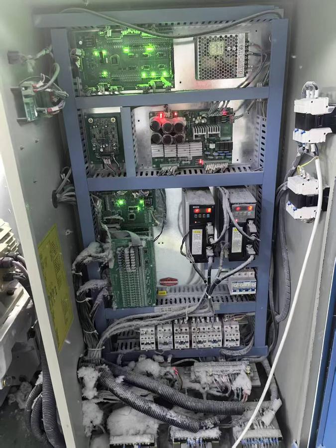 Used Red flag air jet loom for fabric