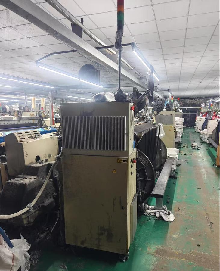 Used Picanol Gammax rapier loom for fabric