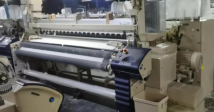 Used 32 sets Tsudakama 9200 air jet loom for fabric