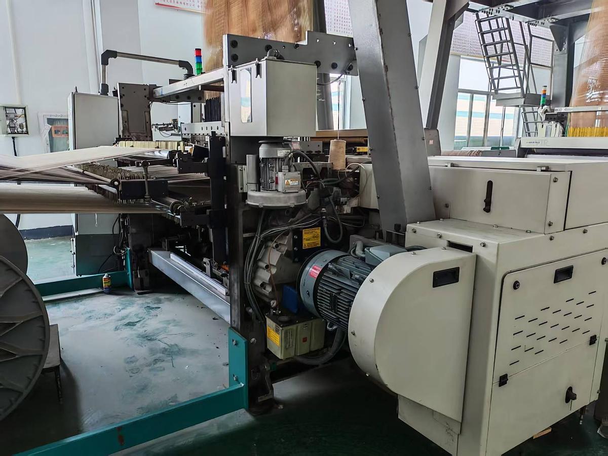 Used 2 sets Van De Wiele Vtr Velvet Loom for fabric