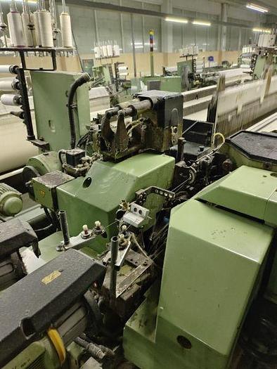 Used Sulzer P7200 Projectile loom for fabric
