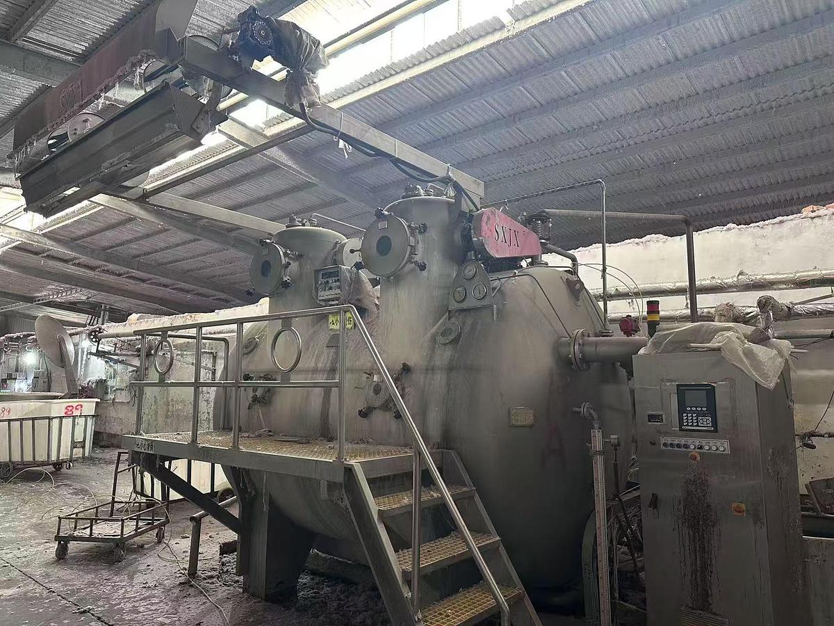 Used Chinese terry towel dyeing machine for sale