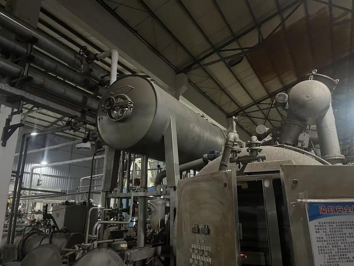 Used Brazzoli dyeing machine for fabric