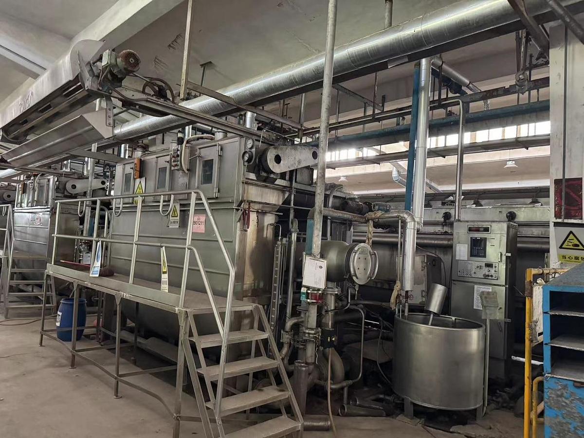 Used Fong's Atmospheric dyeing machine for fabric