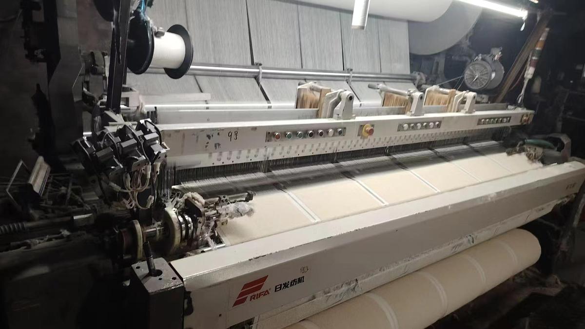Used Used Rapier terry towel loom for fabric