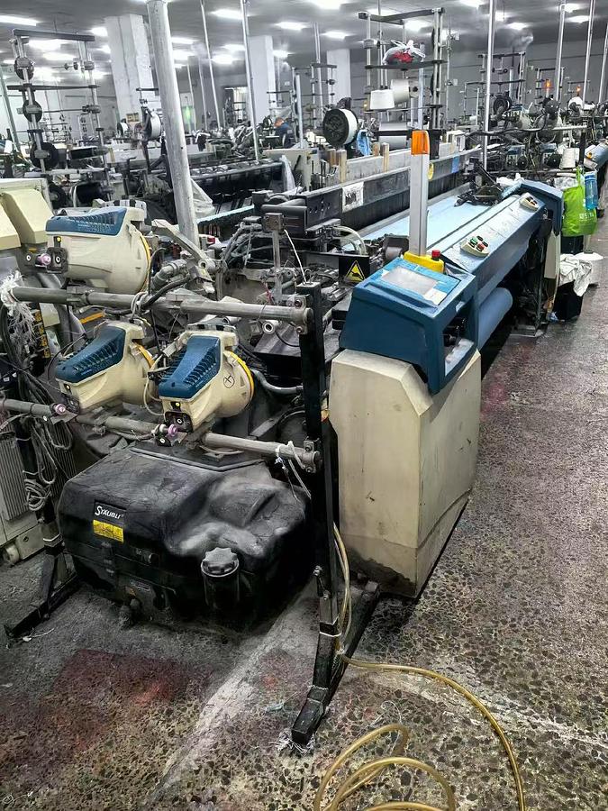 Used 14 sets Picanol omni plus 800 air jet loom for fabric