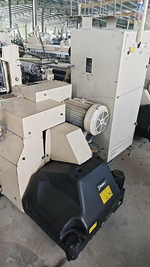Used 100 sets Tsudakama ZAX9100 air jet loom for fabric
