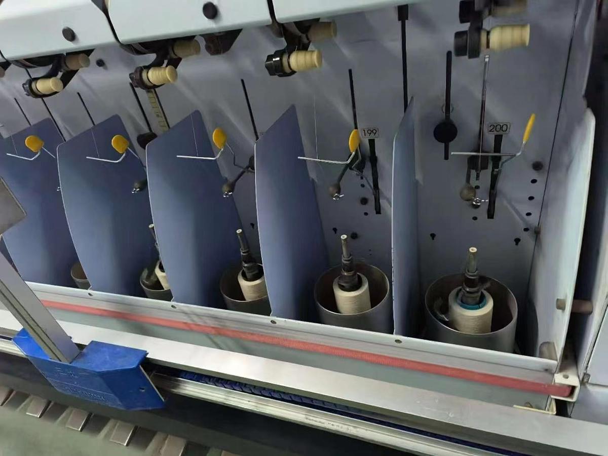 Used Saura twisting machines for yarn