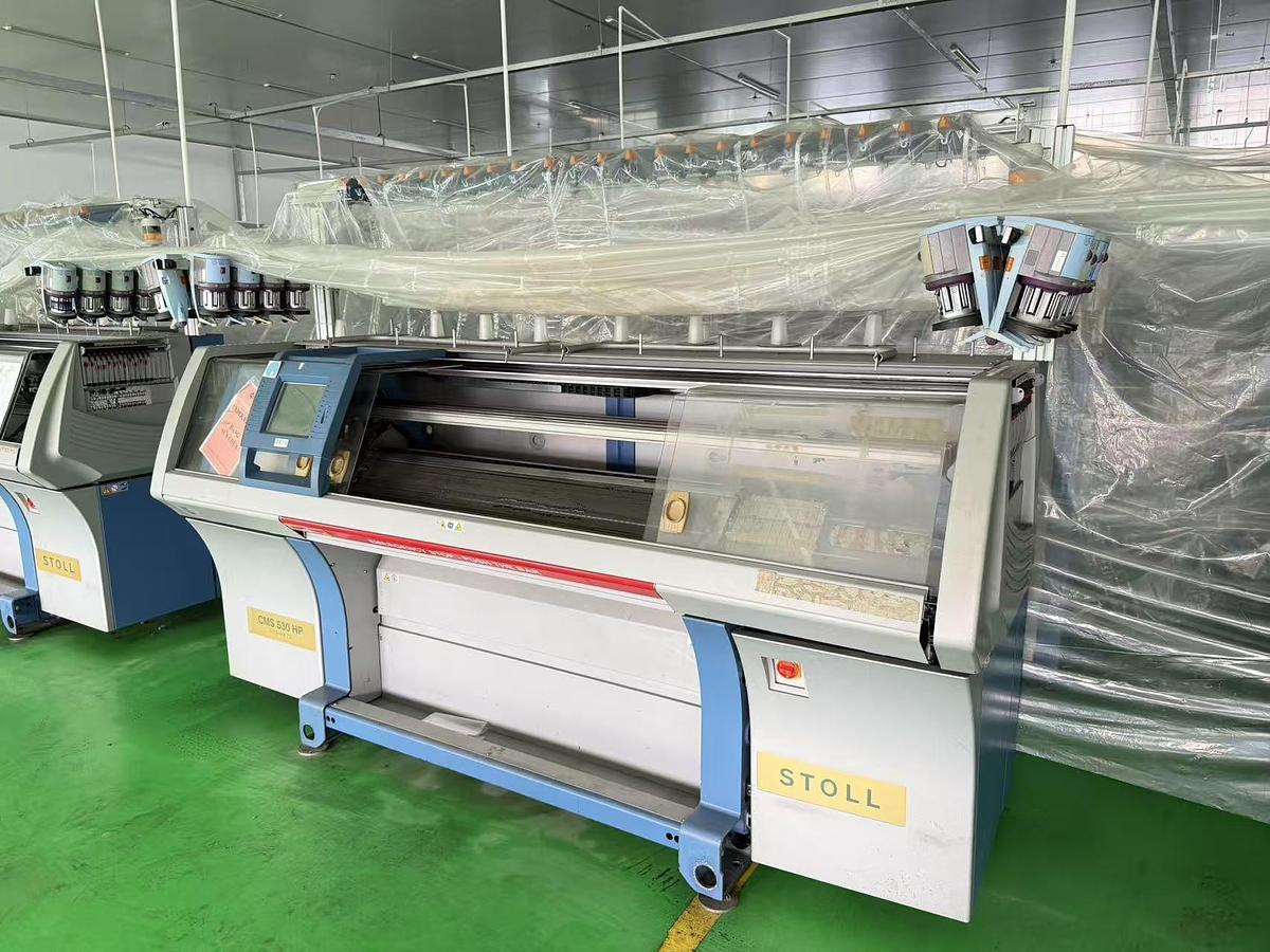 Used 2013  80 sets Computerized Flat Knitting Machine for fabric