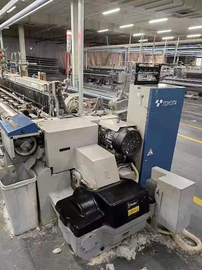 Used Toyota T710 Airjet loom for fabric