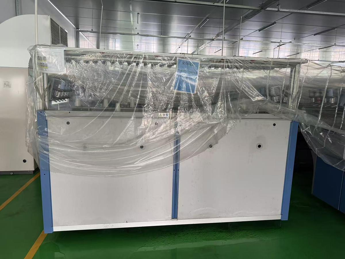 Used 2013  80 sets Computerized Flat Knitting Machine for fabric