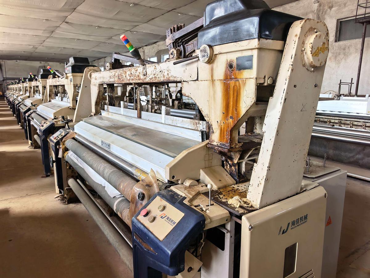 Used 2018 67 sets Haijia Loom for fabric