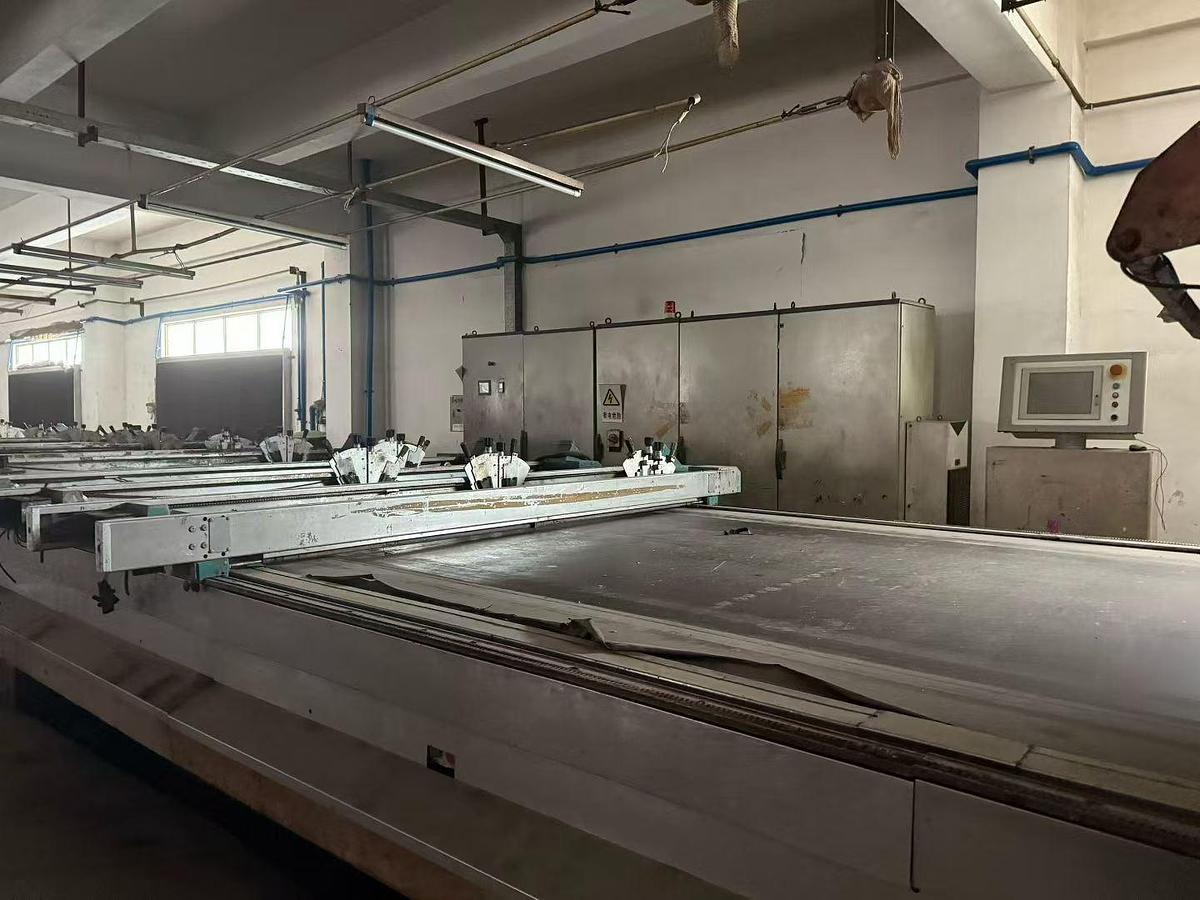 Used Switzerland Buser flatbed printing machine for fabric
