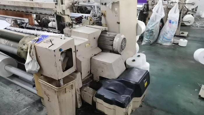 Used 48 sets Tsudakoma ZAX-e air jet loom for fabric