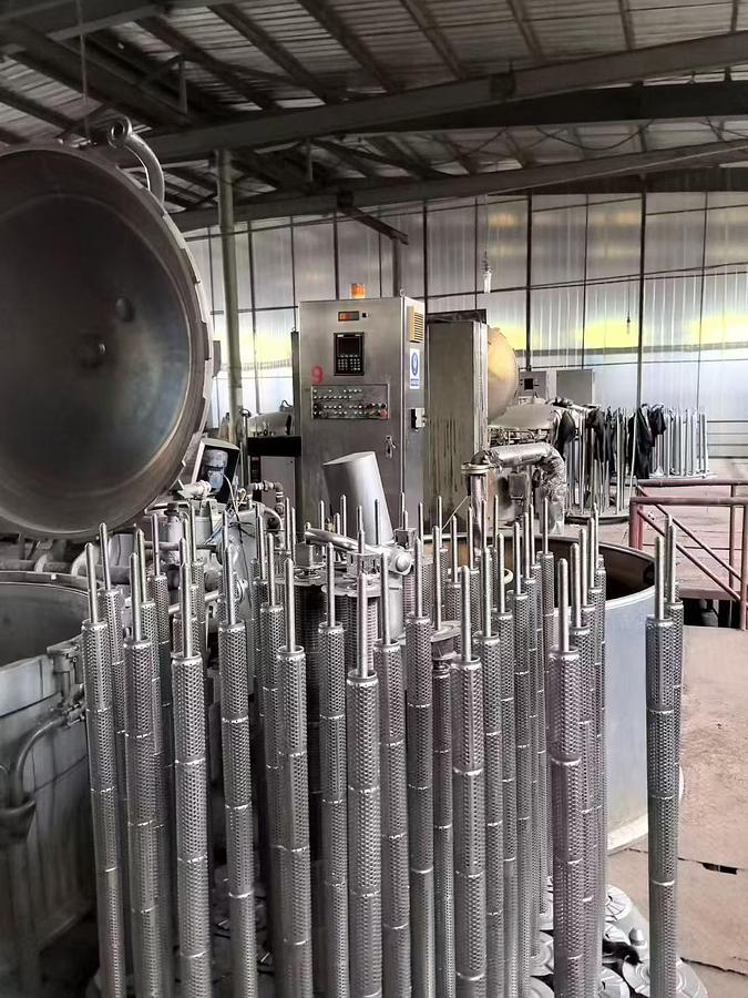 Used 7 sets Fong's yarn dyeing machine for fabric