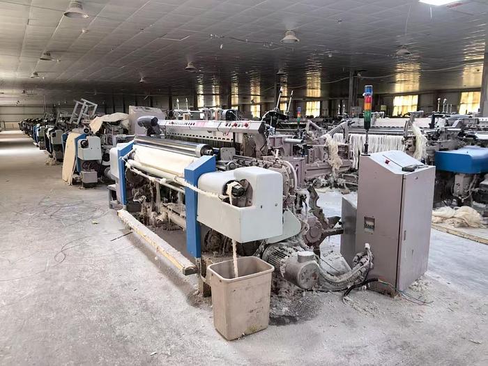 Used China rapier loom for fabric