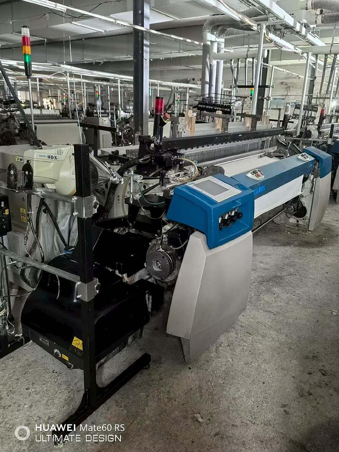 Used Picanol Omni Plus-X Airjet Loom for fabric