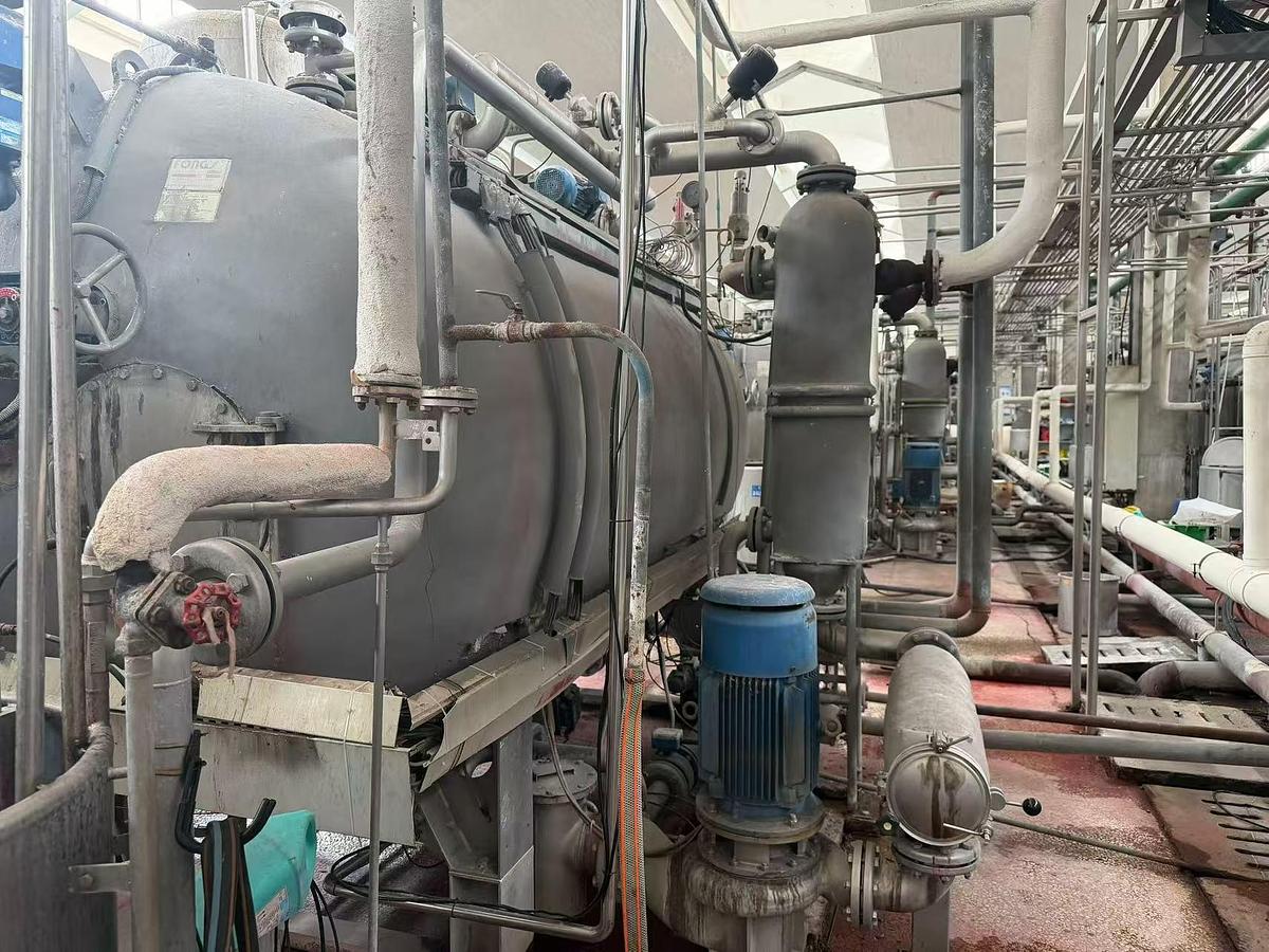 Used 2013 Fong's soft flow dyeing machine for fabric