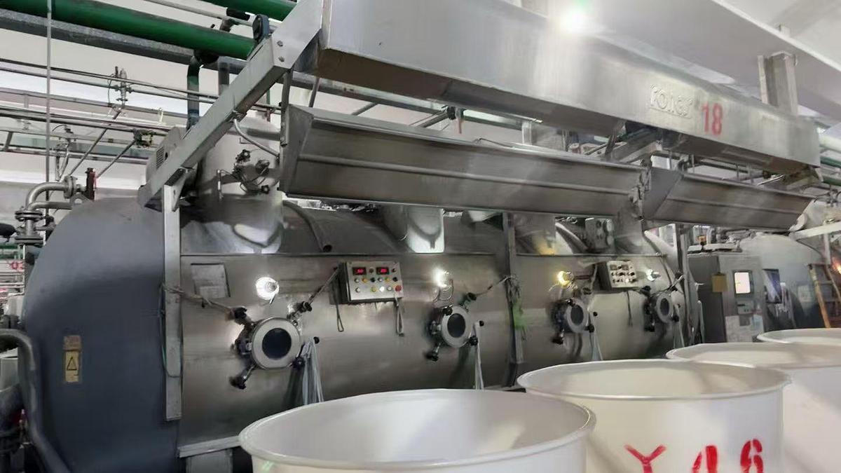 Used Fong's soft flow dyeing machine for sale