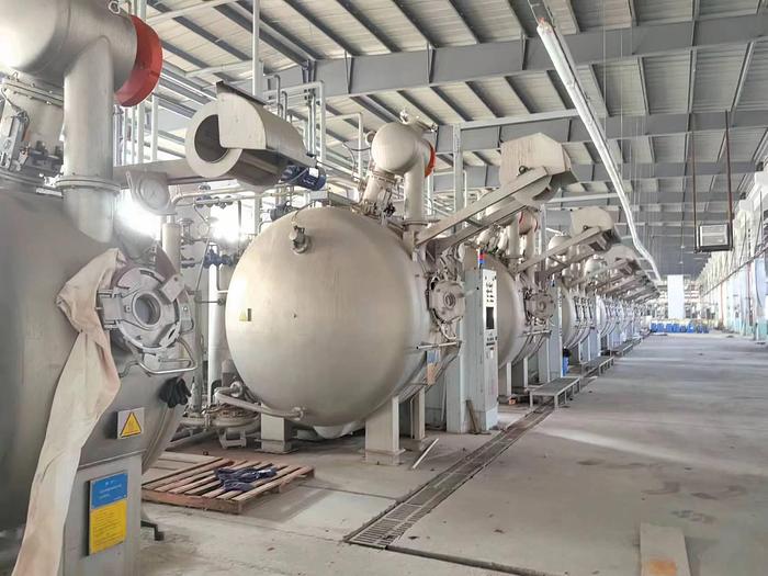 Used BRAZZOLI dyeing machine for fabric
