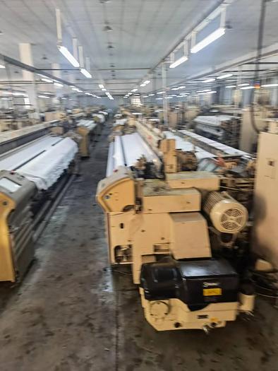 Used Tsudakama ZAX9100 air jet loom for fabric