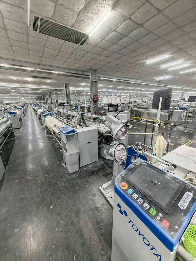 Used Toyota T810 air jet loom for fabric